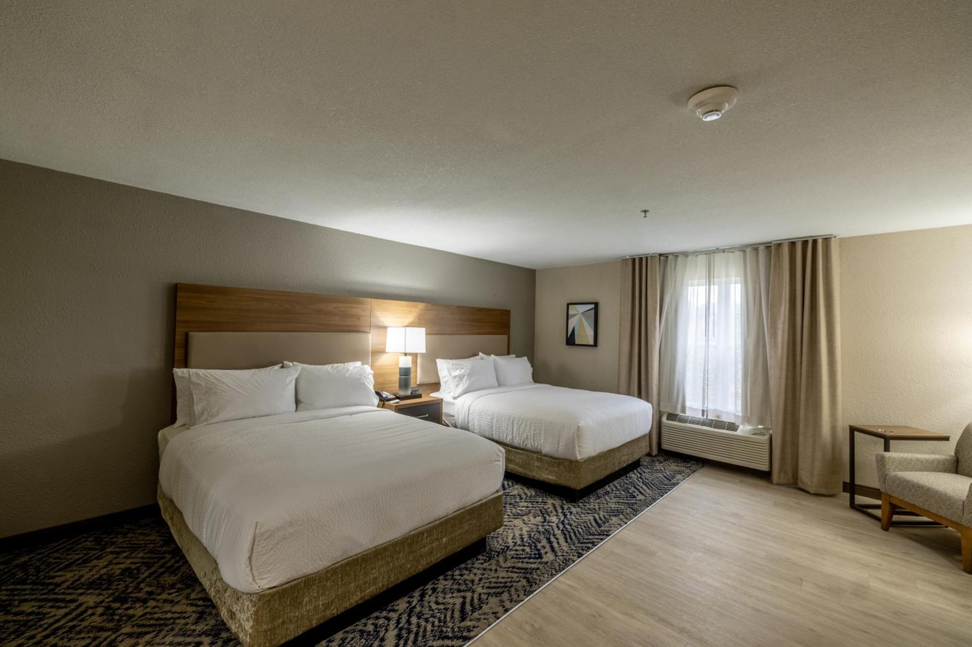 Candlewood Suites Wichita Northwest By Ihg Exterior photo